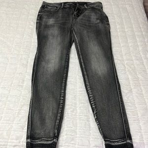 Judi blues jeans